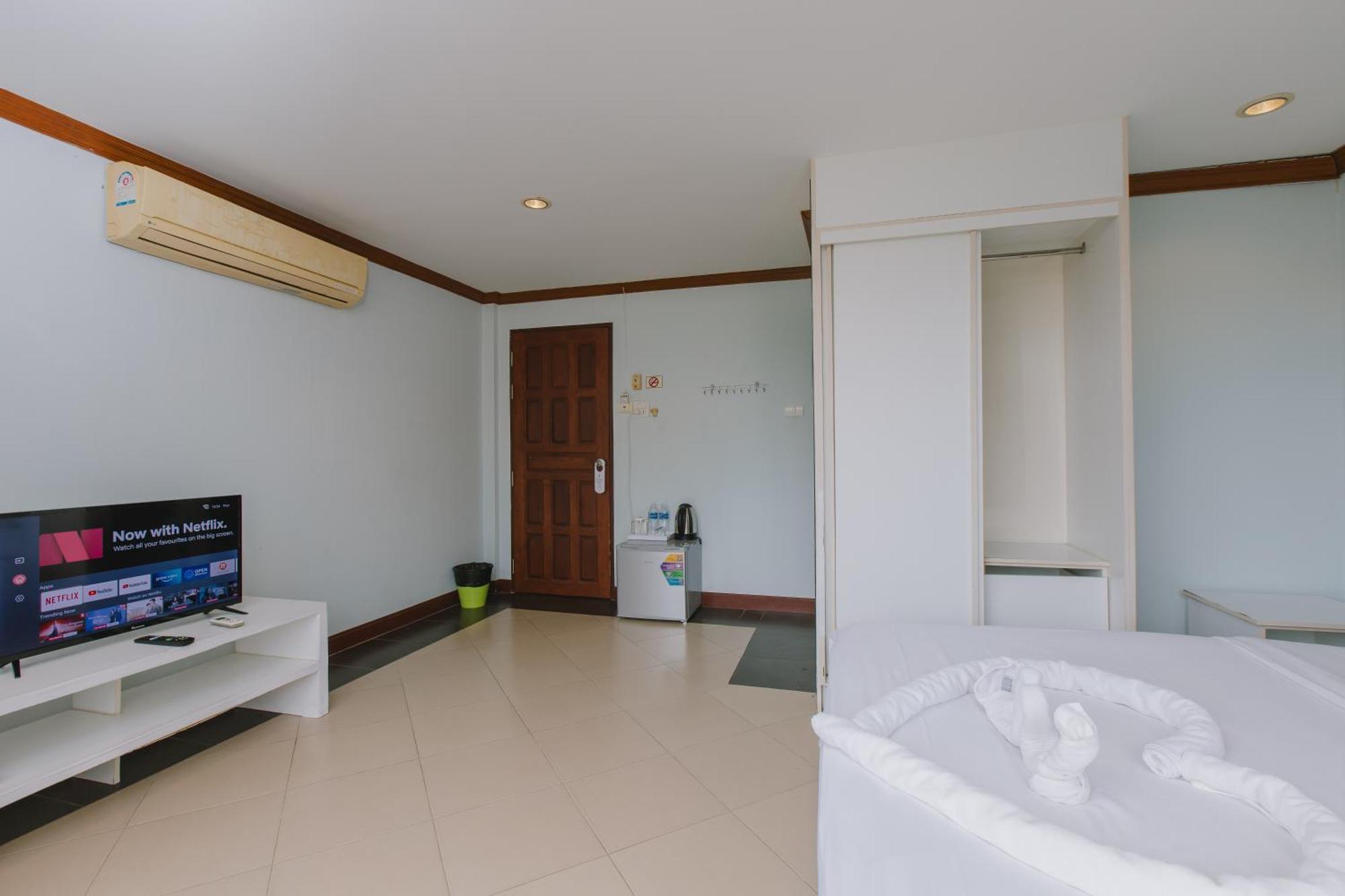 Sunstar Palace Patong ภายนอก รูปภาพ