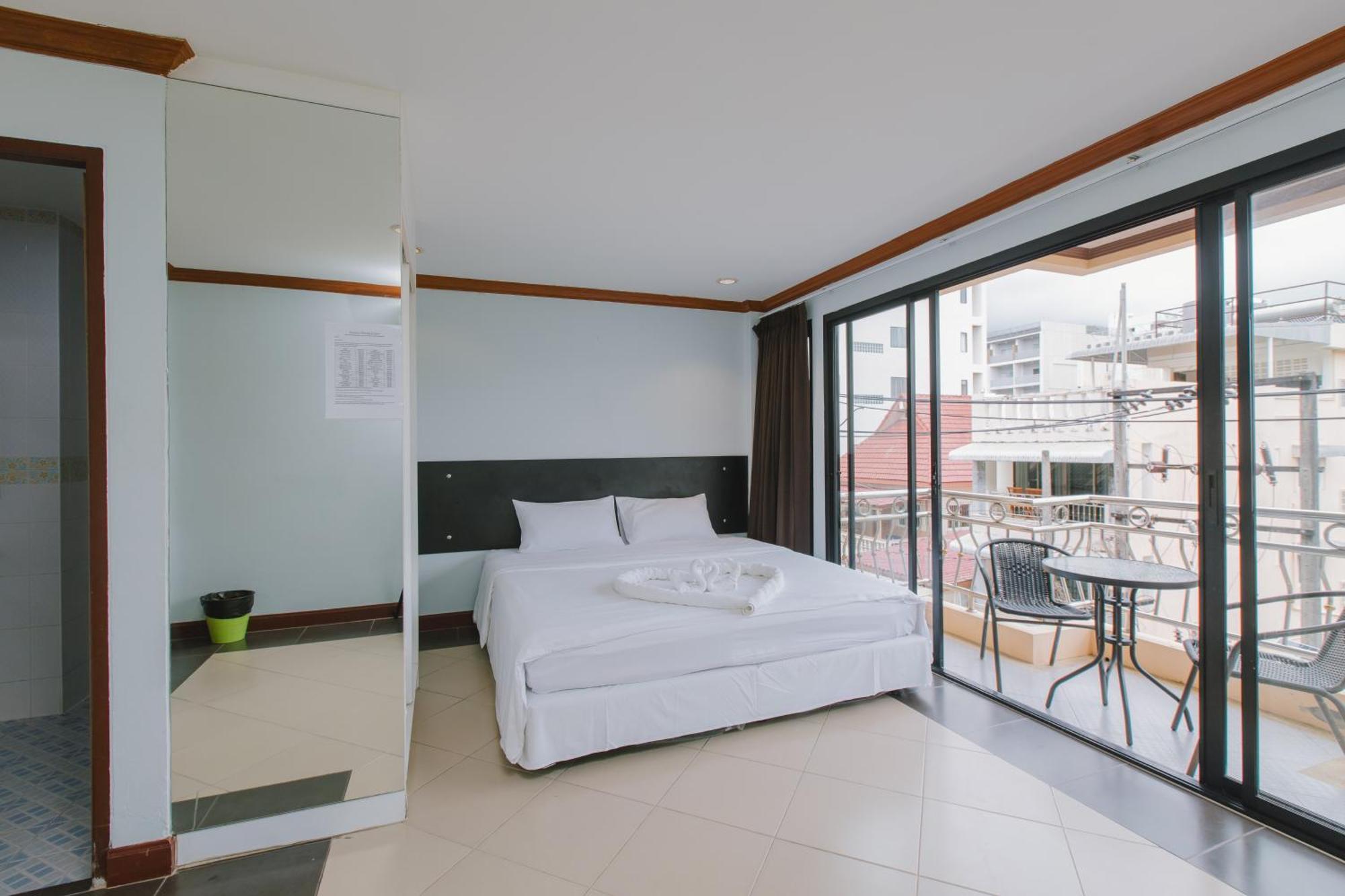Sunstar Palace Patong ภายนอก รูปภาพ